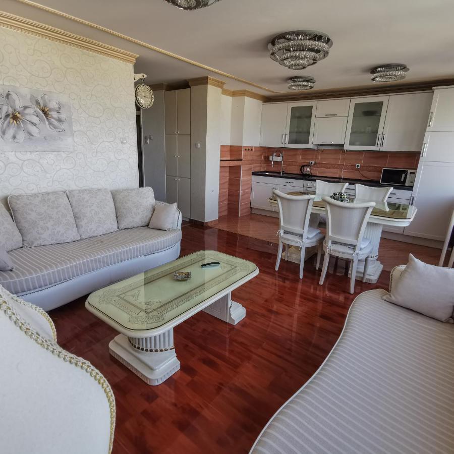 City View Apartment บันยาลูกา ภายนอก รูปภาพ